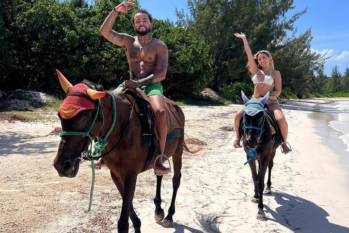 Transparent Kayak & Drone Photo Shoot in Montego Bay: Clear-Water Adventure with Optional Horseback and Flying-Dress Extras photo 3
