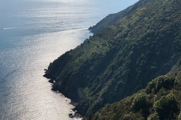 Sunset Cinque Terre Boat Tour from La Spezia — Aperitivo & Coastline Views photo 3