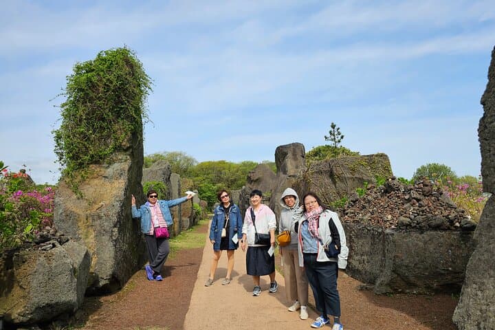 Jeju Stone Park Private Round-Trip Transport: Easy Access to Jeju’s Volcanic Forest photo 2