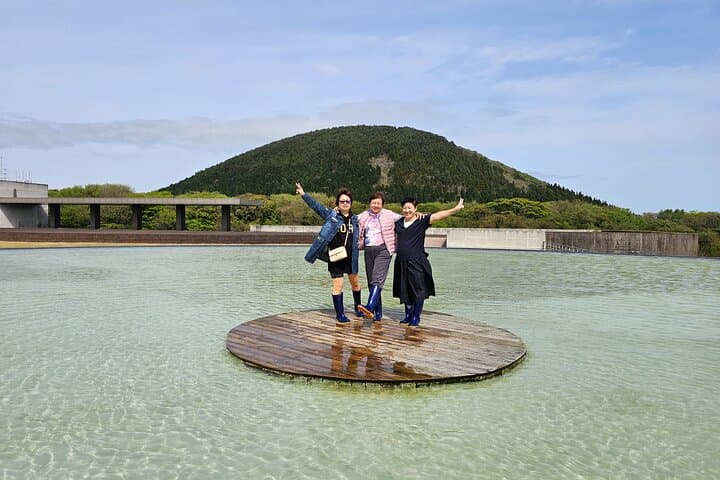 Jeju Stone Park Private Round-Trip Transport: Easy Access to Jeju’s Volcanic Forest photo 3
