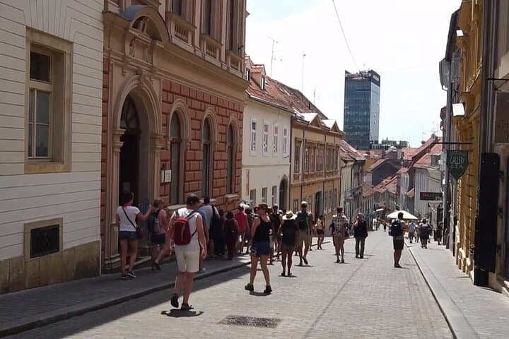 Zagreb Hike Urban Explorer Quest: Gradec, Kaptol & City Views photo 5