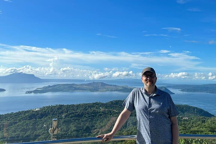 Tagaytay Taal Volcano Day Tour — Private Car, Ridge Views & Local Eats photo 6