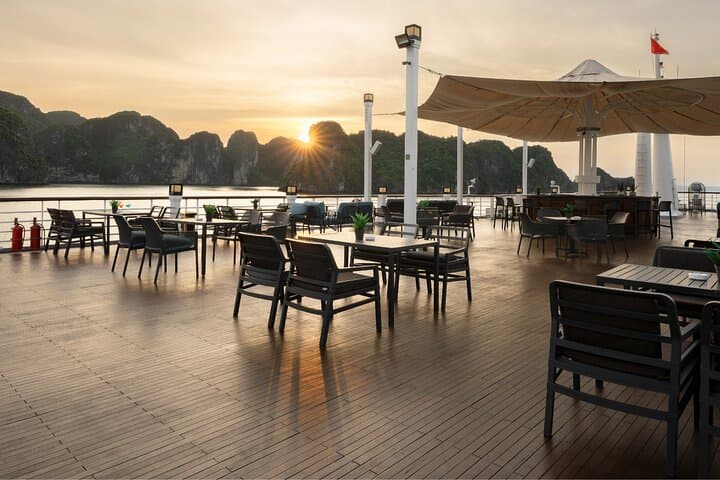 Apple Cruise: 2-Day Halong & Lan Ha Bay Exploration from Hanoi photo 2