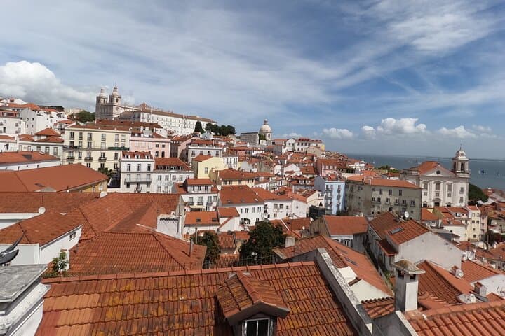 Explore Lisbon's Seven Hills: Private Tuk-Tuk Historical Sightseeing Tour photo 3