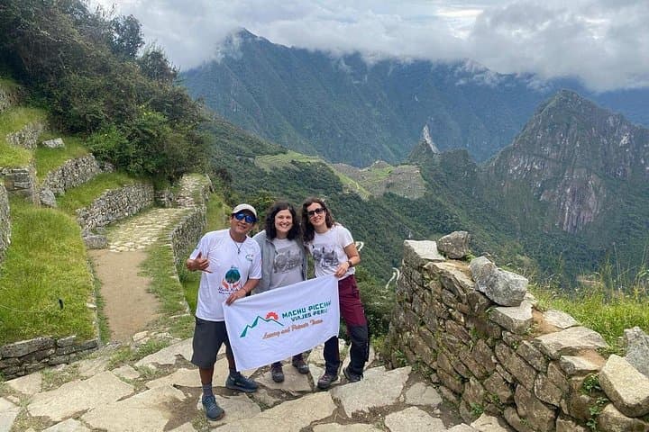 Short Inca Trail to Machu Picchu: 2-Day Hike via Wiñaywayna & Sun Gate photo 4