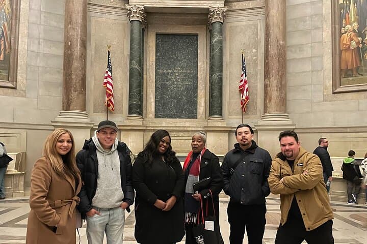 Private Custom Guided Washington DC Tour — Personalized Half- & Full‑Day Monument Walks photo 3