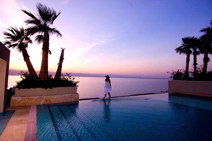 Private Half-Day Dead Sea Tour from Amman: Float, Mud Baths & Hotel Facilities photo 5