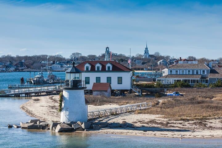 Explore Nantucket: Self-Guided Walking and Coast-to-Coast Bike Tour Combo photo 2