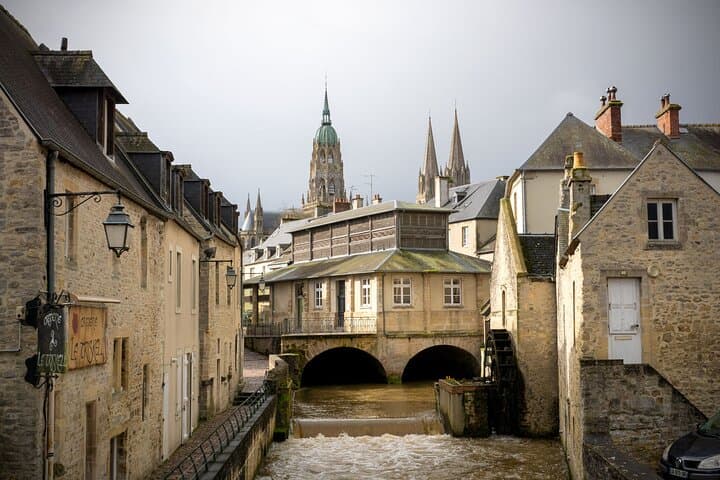 Discover History: Omaha Beach and Bayeux from Cherbourg photo 5