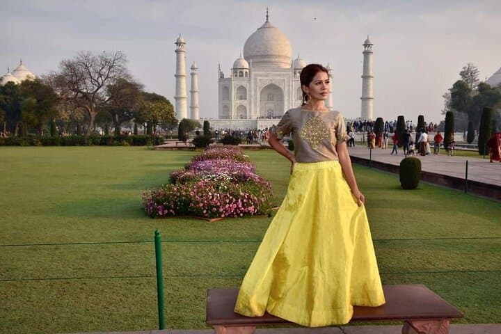 Jaipur to Taj Mahal Same-Day Tour with 5-Star Lunch: Drive, Monuments & Local Flavors photo 4