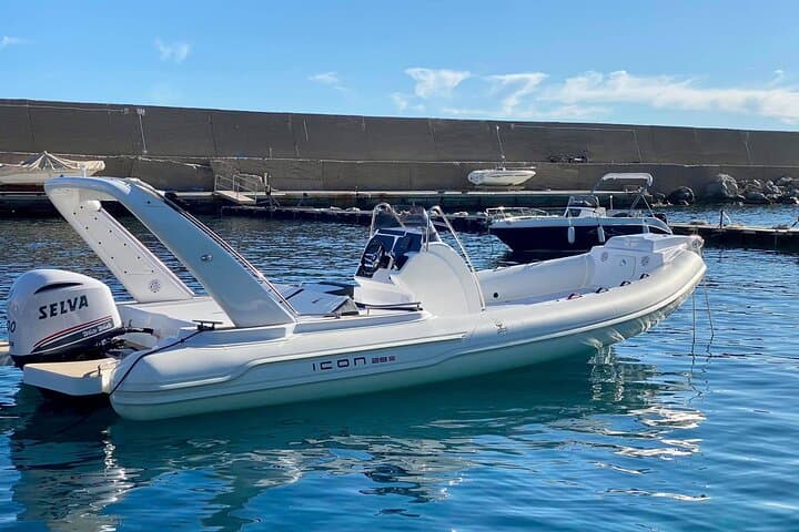Castellammare del Golfo Dinghy Rental: Explore Sicilian Coves Aboard an Icon 28S