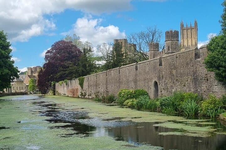 Self-Guided Walking Tour of Wells: Cathedral, Cloisters & Market Cross photo 2