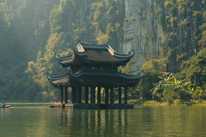 Luxury Day Trip to Bich Dong Pagoda & Trang An Grottoes from Hanoi photo 3