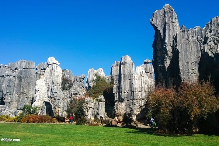 Yunnan Classical Highlights: 7-Day Private Bullet Train Tour of Kunming, Dali, Lijiang & Shangri-La photo 2