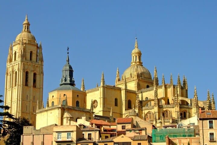 Segovia Day Trip from Madrid: Aqueduct, Alcázar & Gothic Cathedral photo 2