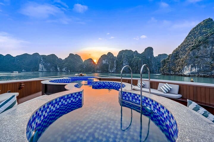 Halong Symphony Day Cruise: Sung Sot Cave & Ti Top Island with Lunch photo 5