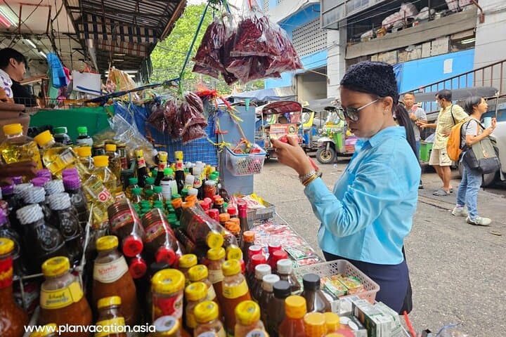 Bangkok Mini-Group Thai Cooking & Wellness Class — Market-to-Table Culinary Workshop photo 4