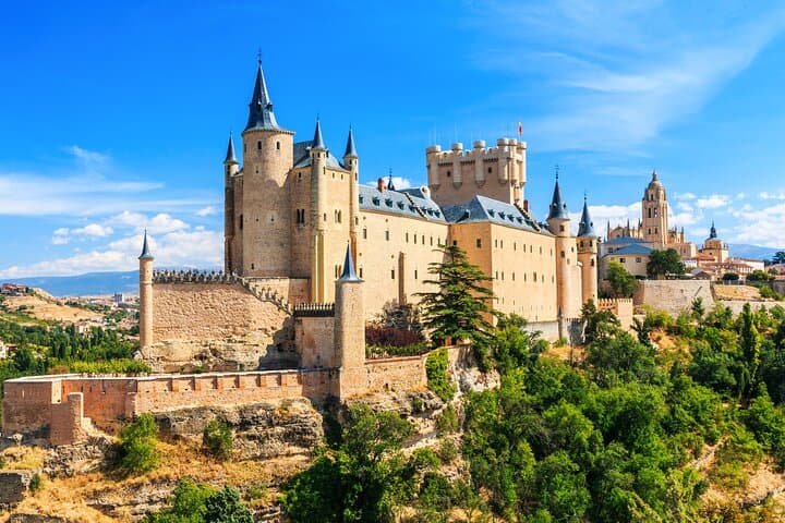 Segovia for Families: Kid-Friendly Highlights Private Guided Tour photo 3