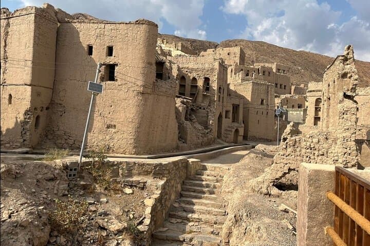 Oman 3-Day Roundtrip: Wadi Shab, Wahiba Sands & Jebel Akhdar Adventure photo 5