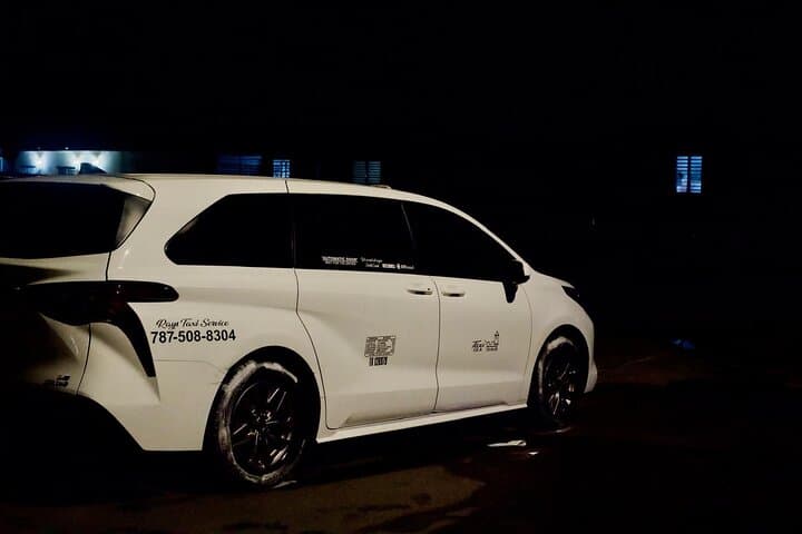 Private Taxi Between Arecibo and San Juan Airport (SJU) — Door-to-Door Transfer photo 3