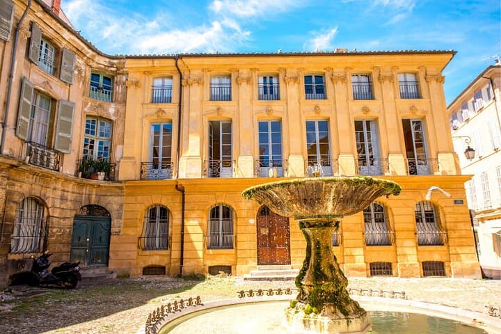 Aix-en-Provence Scavenger Hunt: Self-Guided Highlights Walking Tour photo 5