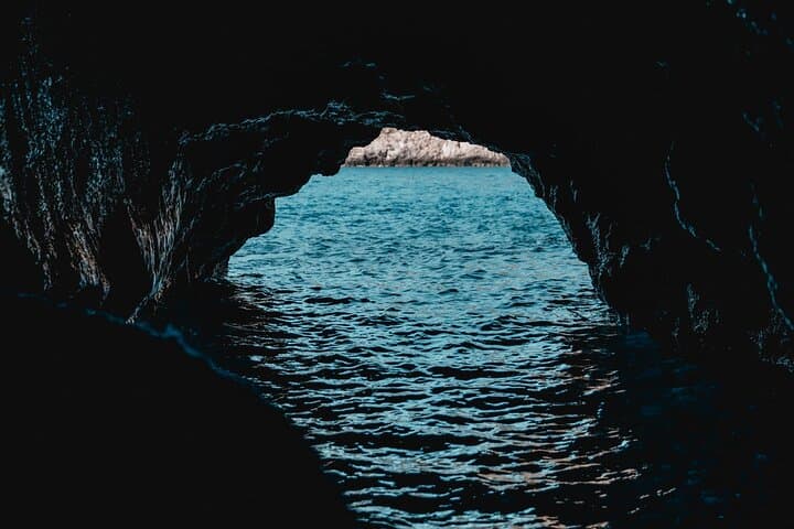 Blue Cave & Six-Island Speedboat Tour from Split — Hvar, Brač & Stiniva in One Day photo 2