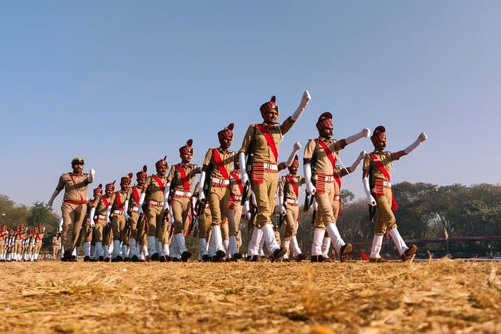 Wagah Border Ceremony: Evening Beating Retreat Experience from Amritsar photo 2