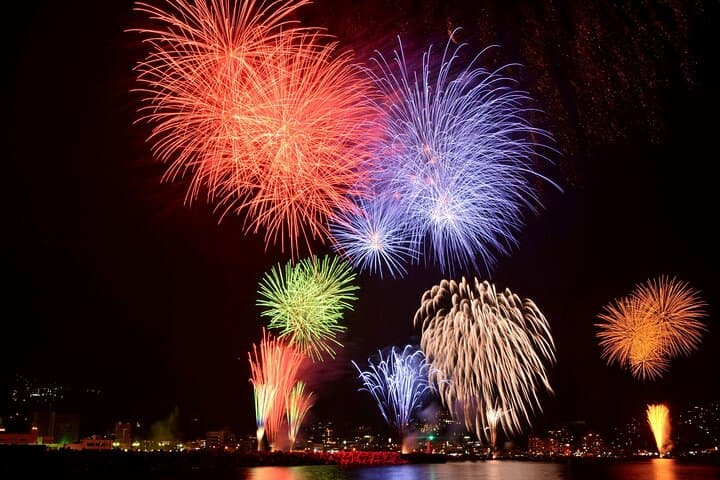 Waikiki Friday Night Fireworks Cruise: Catamaran Views of Diamond Head & BYOB NYE Special photo 1