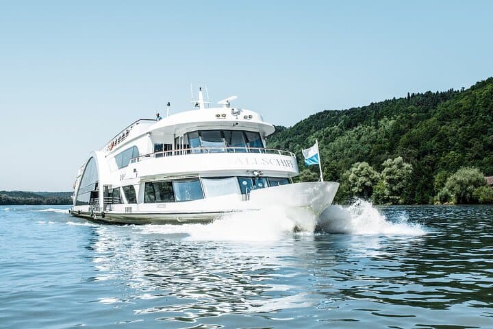 Glittering Danube Cruise: Passau Crystal Ship Adventure