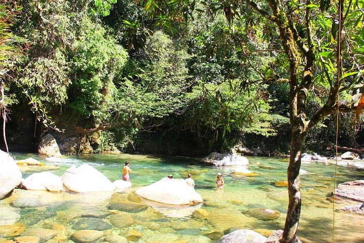 Guatapé River & Waterfalls Half-Day Escape: Swim, Picnic, and Mountain Views photo 6