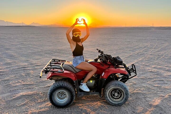 Makadi Bay Sunset Quad & ATV Adventure: 90km Desert Run with Sea Views