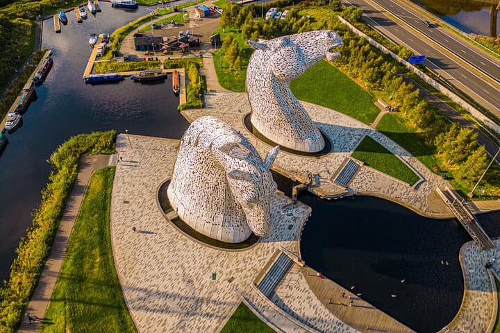 Day Trip from Edinburgh: Kelpies, Loch Lomond & Stirling Castle photo 2