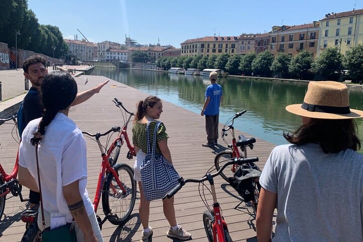 Milan Bike Tour: See the Duomo, Navigli & Brera in 3 Hours photo 5