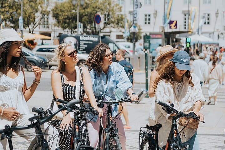 Lisbon Essential E-Bike Tour: City Viewpoints & Historic Quarters photo 3