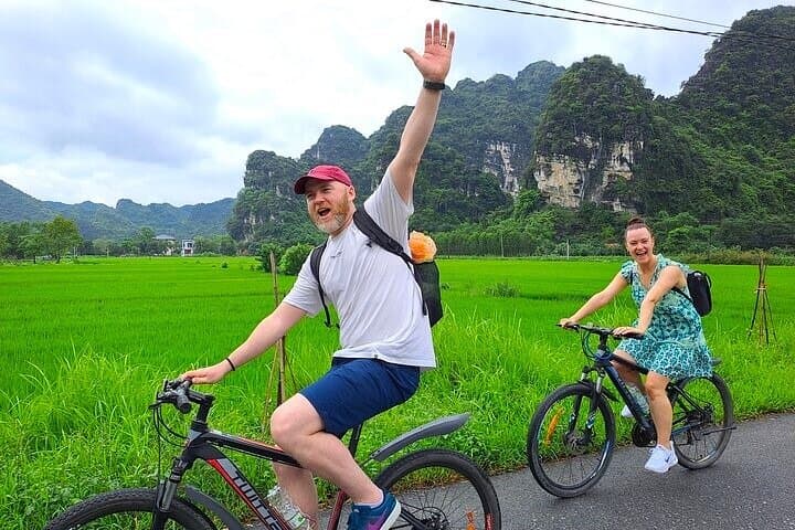 Tam Coc & Mua Cave Day Trip from Hanoi: Bike, Boat, and Hoa Lu History photo 6