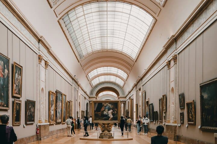 Private Louvre Highlights Tour — 2-Hour Tailored Experience in Paris photo 5