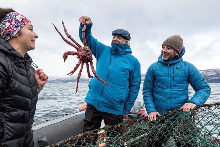 Ushuaia Puerto Almanza Crab Route Tour: Beagle Channel Seafood & Lenga Forest Hike photo 5