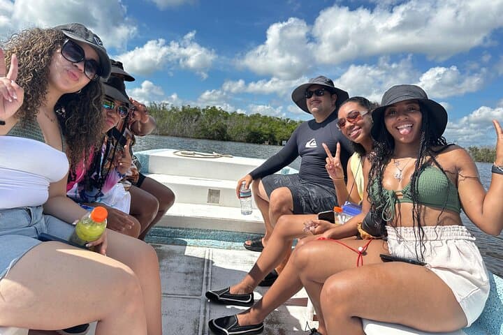 Sergio’s 5-in-1 Yucatan Day Tour: Cenotes, Salt Flats & Family Beach House photo 6
