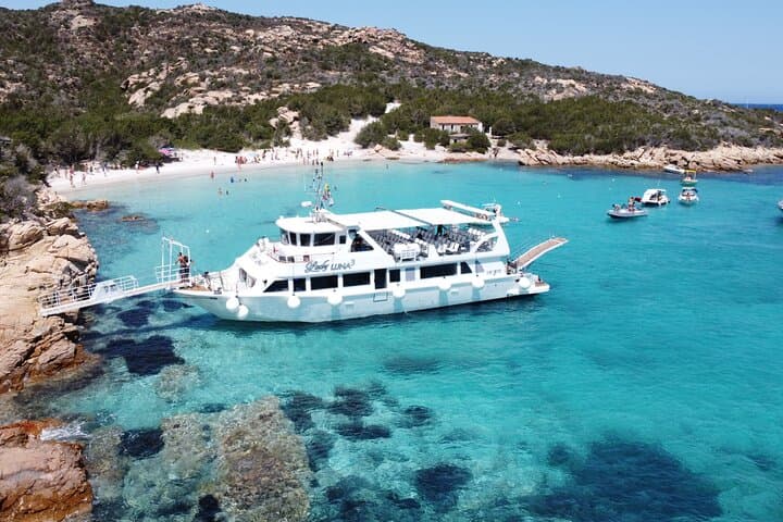 La Maddalena Archipelago: 4-Stop Daily Boat Excursion from Palau