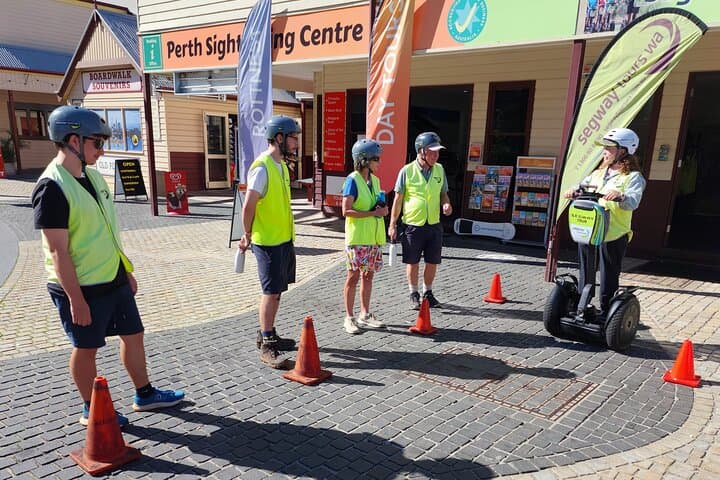 Segway Elizabeth Quay Perth: Riverside City Tour on the Swan River Foreshore photo 2