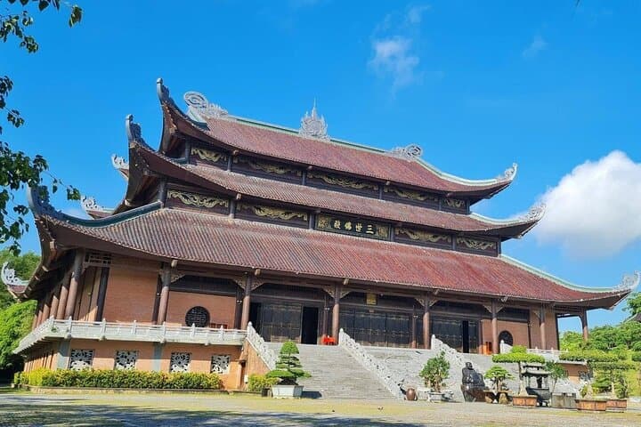 Bai Dinh, Mua Cave & Trang An: Ninh Binh Day Trip Guide