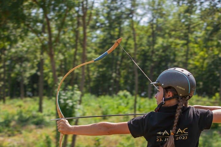Horseback Archery in Bockfließ — 4-Hour Intro to Mounted Bow Shooting photo 4