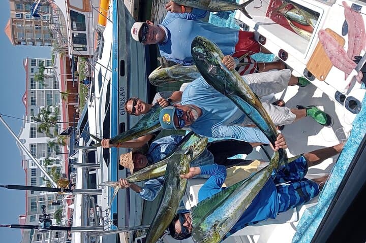 Private Fishing Trip in Guayabitos: Reel in Dorado, Tuna & Marlin photo 6