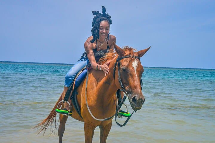Montego Bay Horseback and Blue Hole Adventure: Beach Rides, Rope Swings & Dunn's River photo 4