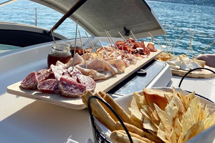 Private 3-Hour Lake Como Catamaran Cruise with Aperitif photo 3