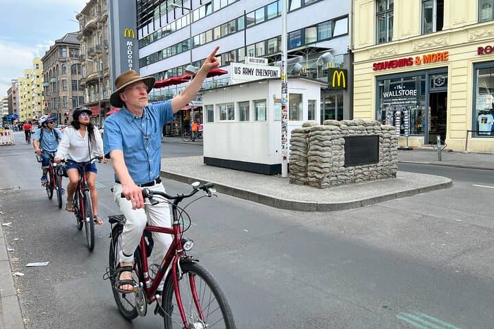Private Berlin E-Bike Tour: Highlights & Hidden Gems of the City