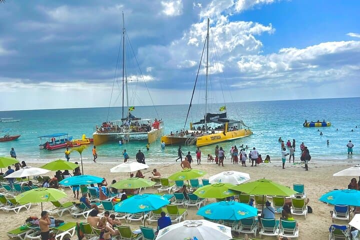 Negril 7 Mile Beach & Rick's Cafe Sunset Combo — Seafood, Sun and Cliff Diving photo 3