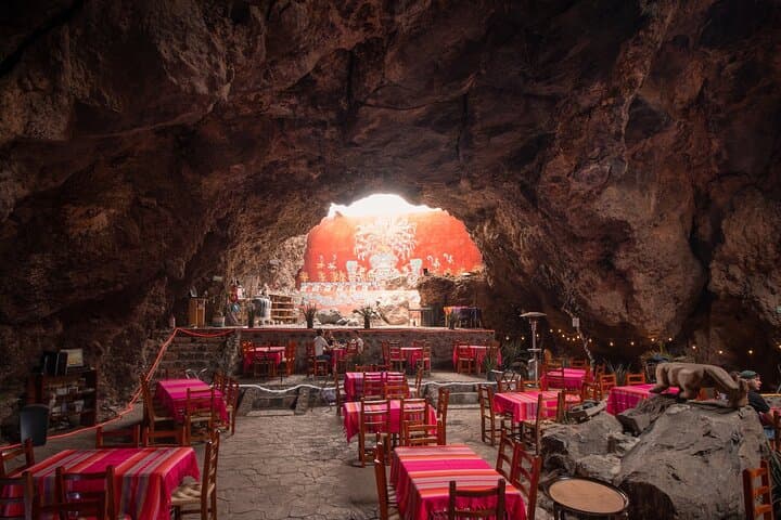 Hot-Air Balloon over Teotihuacán: Cave Breakfast & Artisanal Workshop from CDMX photo 3