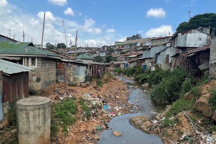 Kibera Slum Private Walking Tour: Toi Market, Beadwork & Bone Crafts photo 4