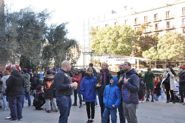 Walking Barcelona: Monuments & Hidden Gems with a Local Guide photo 3